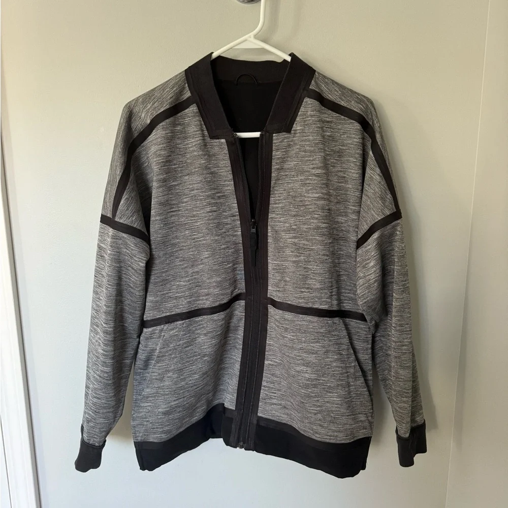 Adidas REVERSIBLE Men's Black Windbreaker Jacket
